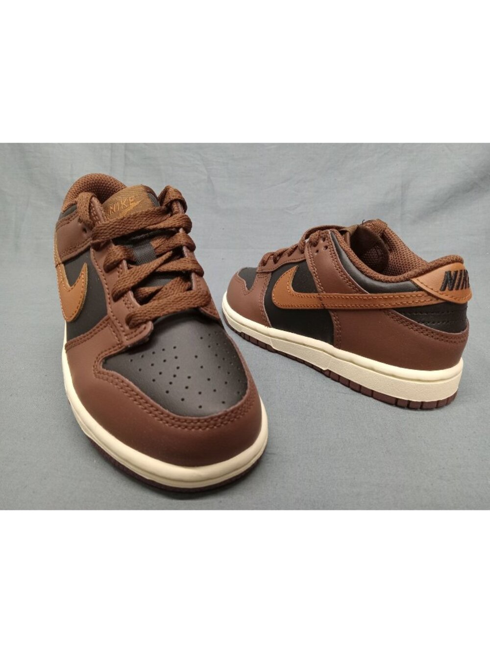 Nike Boys Dunk Low (GS) Sneakers Leather Black British Tan Size 7 NEW NO BOX!